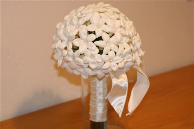  Here are the most beautiful bouquets for bride 2014